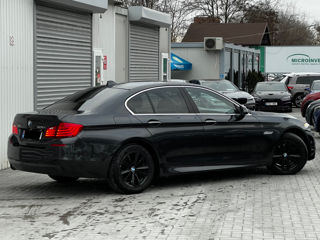 BMW 5 Series foto 3