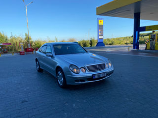 Mercedes E-Class foto 4