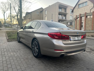 BMW 5 Series foto 4