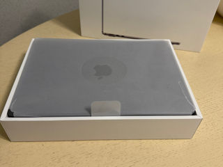 Macbook Air M2 16/256 Space Grey.