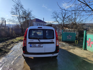 Dacia Logan foto 2