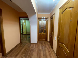 Apartament cu 2 camere, 51 m², Botanica, Chișinău foto 10