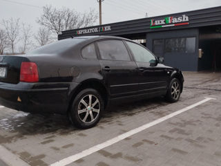 Volkswagen Passat foto 4