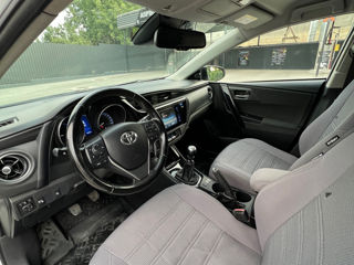 Toyota Auris foto 8