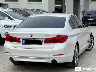 BMW 5 Series foto 5