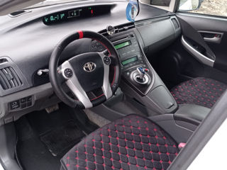 Toyota Prius foto 8