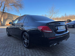 Mercedes E-Class foto 4