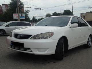 Toyota Camry foto 1