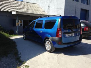 Dacia Logan foto 2