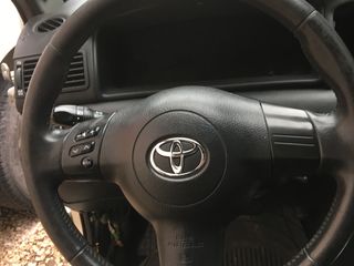 Volan toyota corolla avensis foto 3