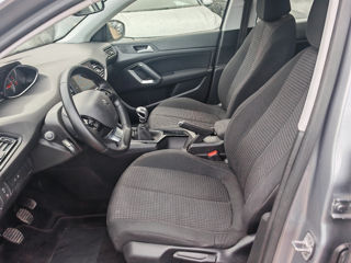 Peugeot 308 foto 6