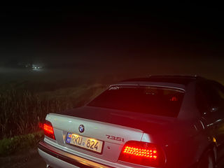 BMW 7 Series foto 10