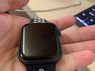 Apple Watch SE foto 4