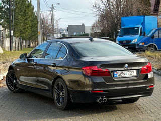 BMW 5 Series foto 7