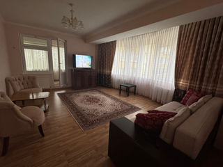 Apartament cu 1 cameră, 65 m², Buiucani, Chișinău foto 3