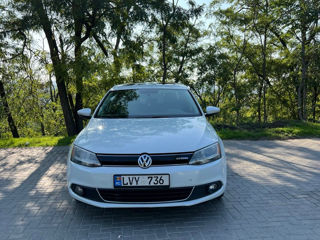 Volkswagen Jetta foto 3