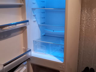 Cumpar  frigidere  defectate