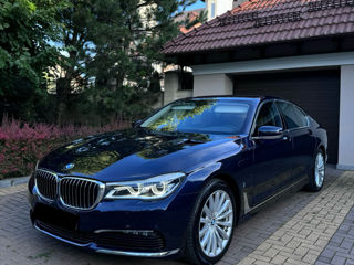 BMW 7 Series foto 2