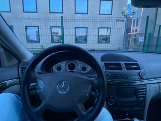 Mercedes E-Class foto 4