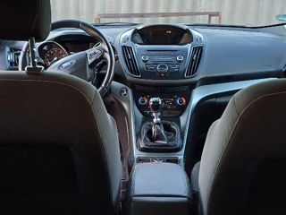 Ford Kuga foto 4