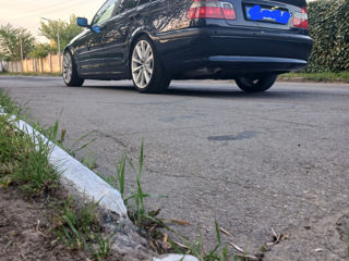 BMW 3 Series фото 3