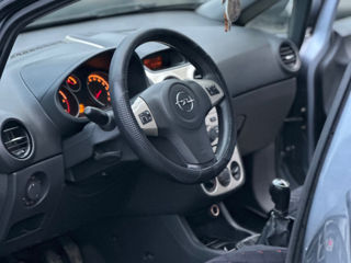 Opel Corsa foto 10