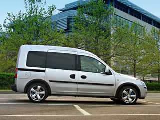 Opel Combo foto 1