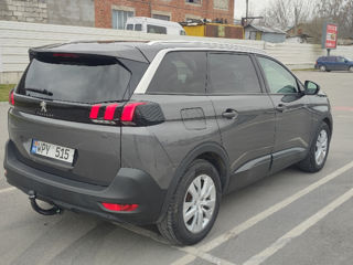 Peugeot 5008 foto 3