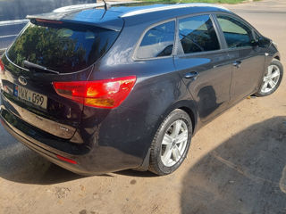 KIA Ceed Sw foto 4