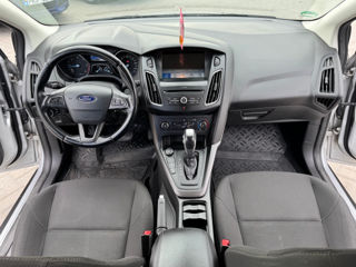 Ford Focus foto 8