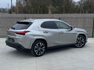 Lexus UX foto 6