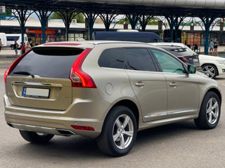 Volvo XC60 foto 8