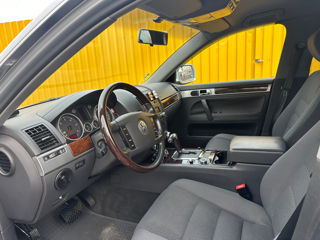 Volkswagen Touareg foto 8