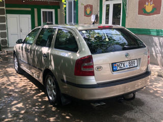 Skoda Octavia foto 3