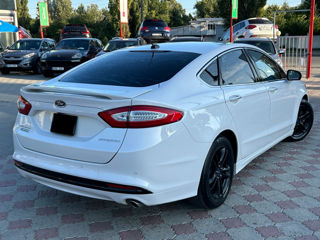 Ford Fusion foto 5