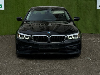 BMW 5 Series foto 1