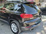 Volkswagen Tiguan foto 4