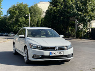 Volkswagen Passat foto 3