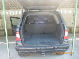 Mercedes ML Class foto 7