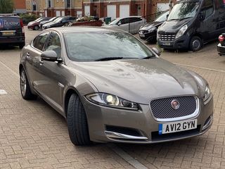 Jaguar Xf foto 2