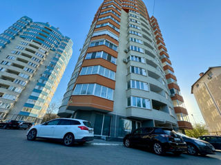 Apartament cu 2 camere, 67 m², Poșta Veche, Chișinău foto 17