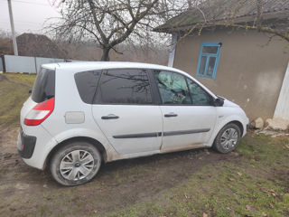 Renault Scenic foto 2