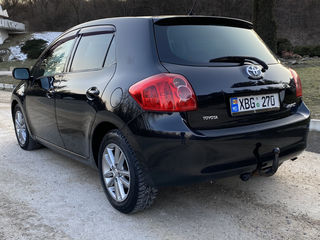 Toyota Auris foto 4