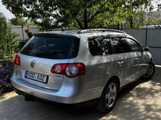 Volkswagen Passat foto 3