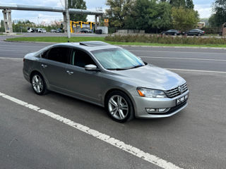 Volkswagen Passat foto 3