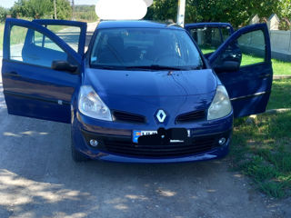 Renault Clio foto 3