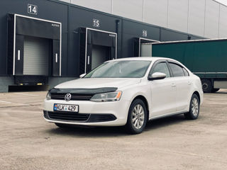 Volkswagen Jetta foto 4