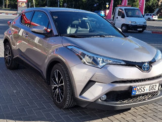 Toyota C-HR foto 3