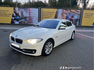 BMW 5 Series foto 2