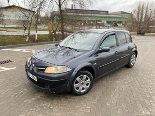 Renault Megane foto 6